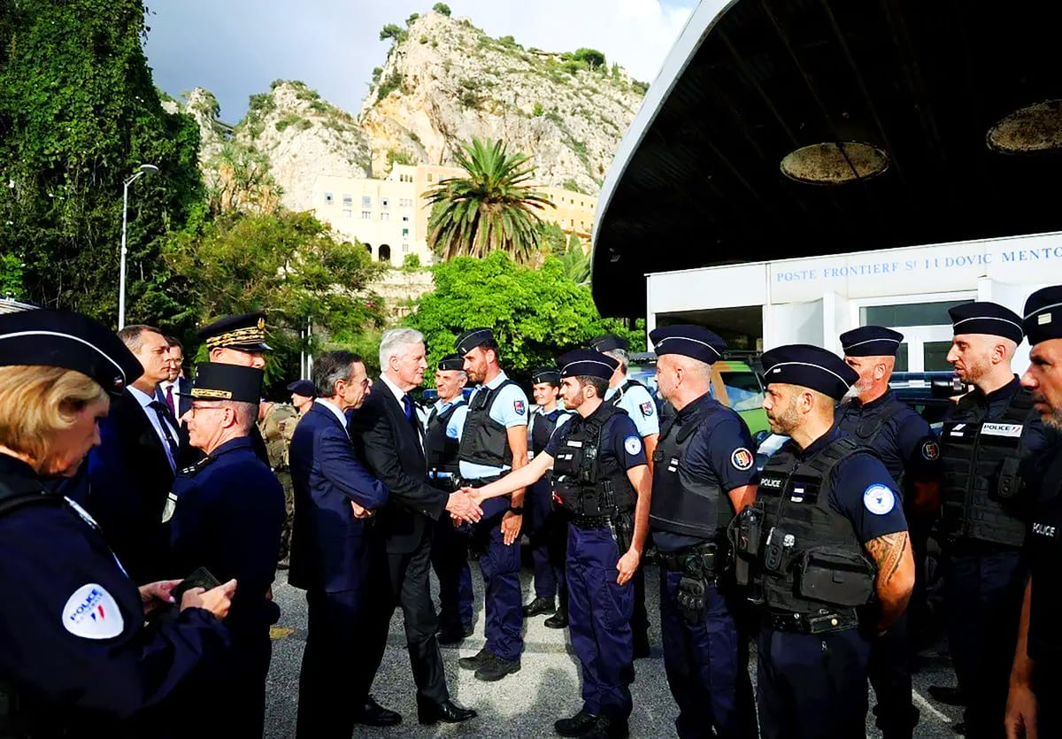 Kiểm tra biên giới Schengen mới của Pháp có ý nghĩa gì đối với các nước láng giềng