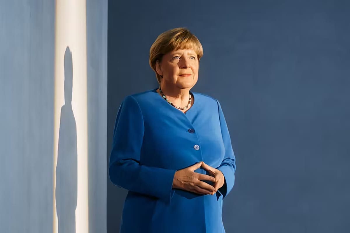 Hôm nay phát hành hồi ký của Angela Merkel: Ai muốn hòa bình phải nhìn lại di sản của bà